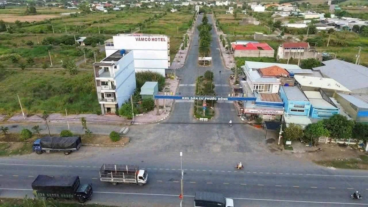 Bán đất lô góc 200m2 KDC Phước Đông, Cần Đước, Long An giá 1,6 tỷ - Ảnh 1