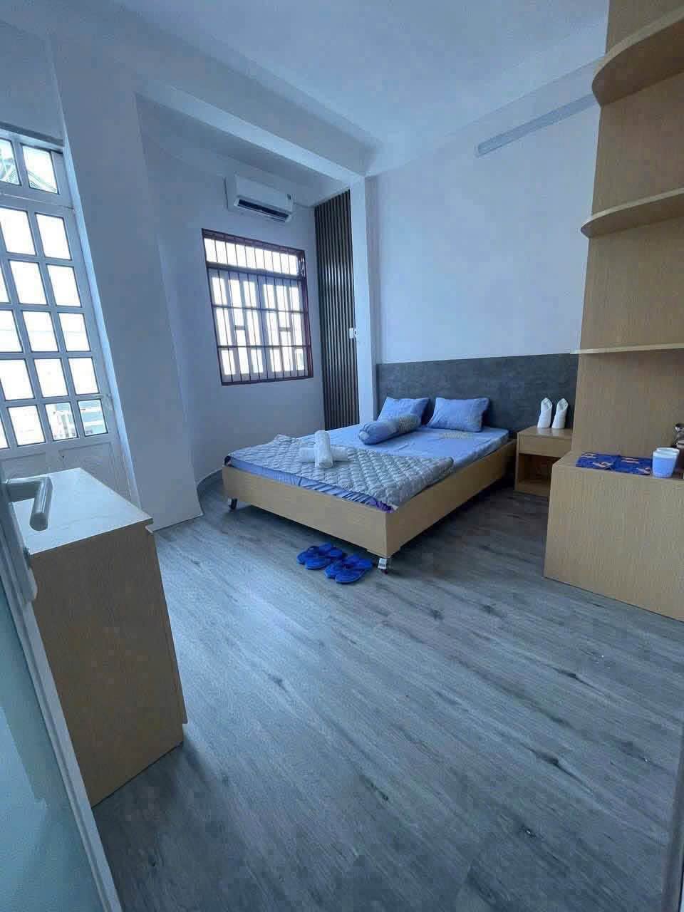 Bán nhà hẻm Huyền Trân Công Chúa 145m2 7 phòng, Quận 1 - Ảnh thu nhỏ 4