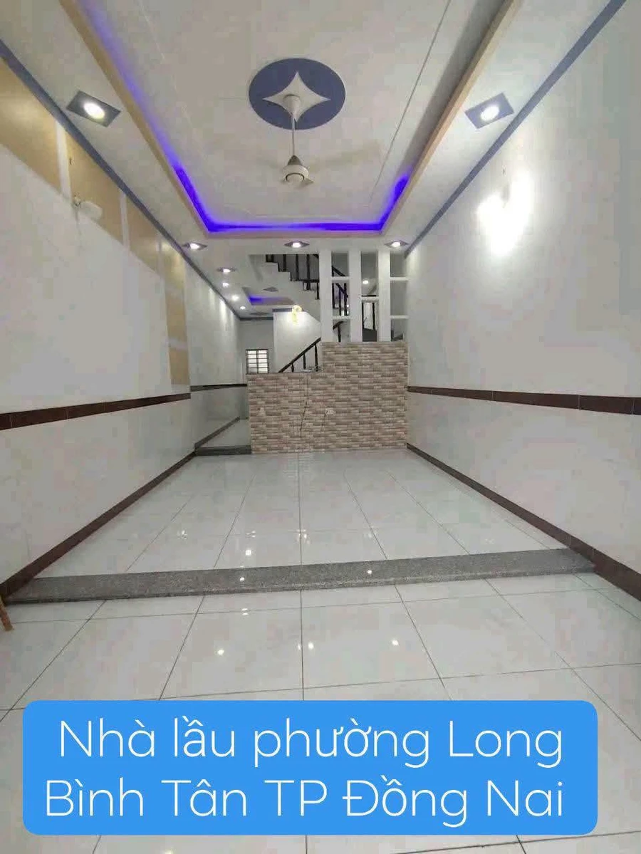 Bán nhà 1 trệt 1 lầu 110m2 sổ hồng, đường ô tô, phường Long Bình Tân, Đồng Nai - Ảnh thu nhỏ 2