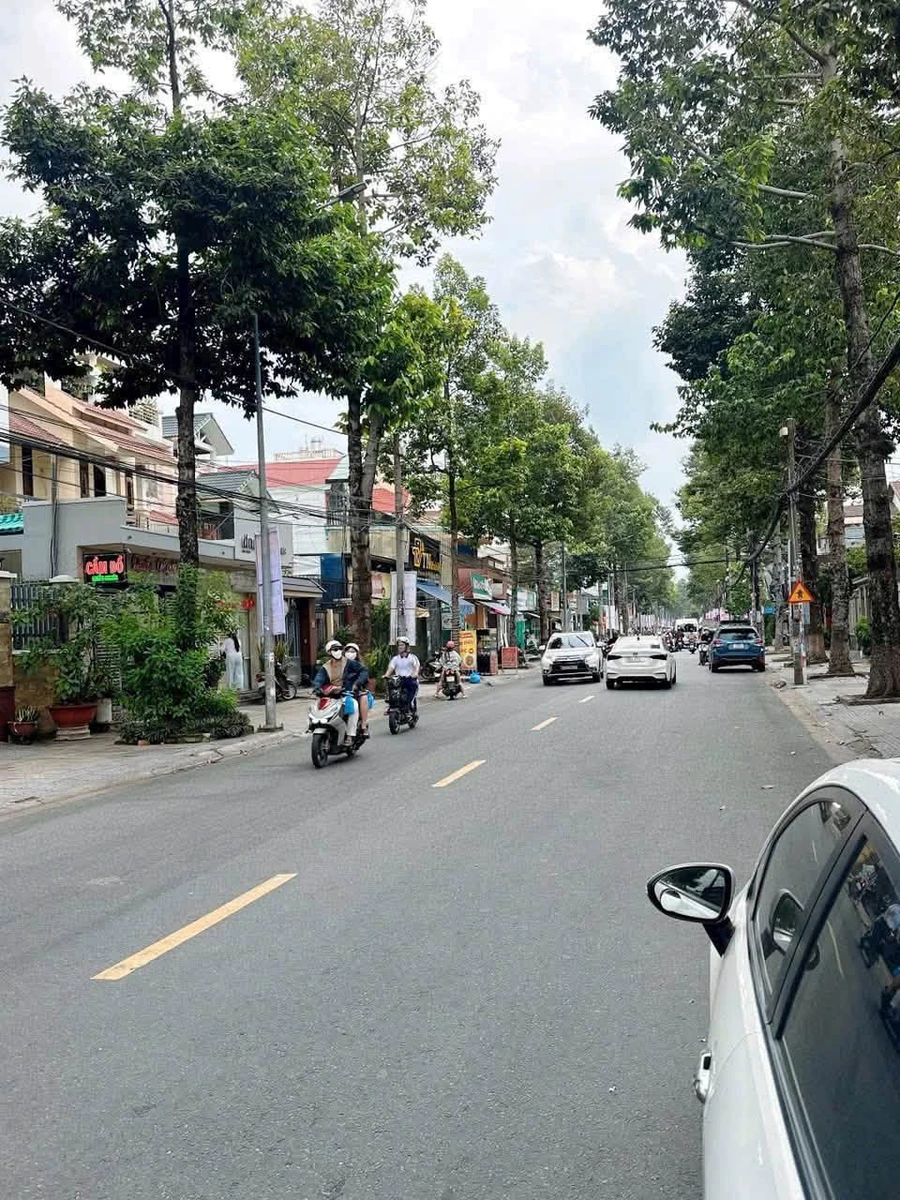 Nhà mặt tiền Đường 4 Trương Định, Quận 7, 75m², 7.9 tỷ - Ảnh 1
