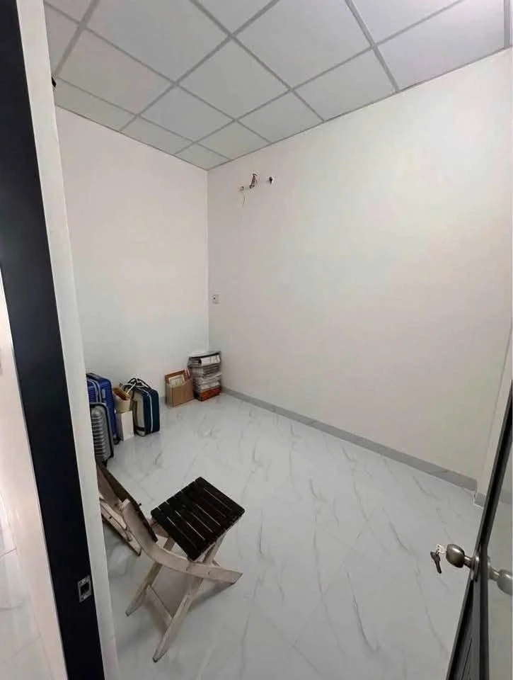 Bán nhà 3 tầng 105m2 full nội thất 3 tỷ 090 Quy Nhơn - Ảnh thu nhỏ 4