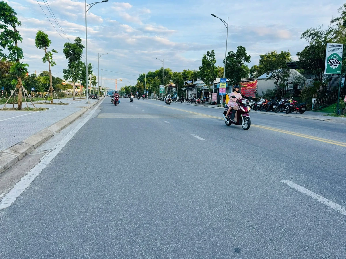 Bán đất mặt tiền Đồng Khởi 100m² 6,95 tỷ Quận 1 - Ảnh thu nhỏ 3