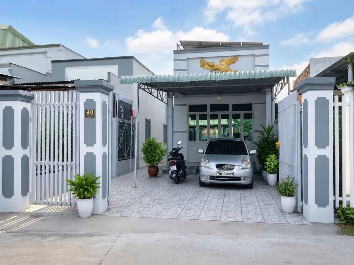 Bán nhà 2 phòng ngủ 125m² Tây Ninh 3,4 tỷ - Ảnh 1