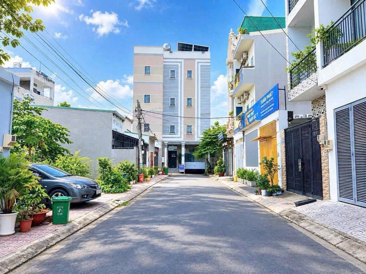 Bán đất 63m² gần Lê Văn Việt, Quận 9, giá 3,95 tỷ - Ảnh 1