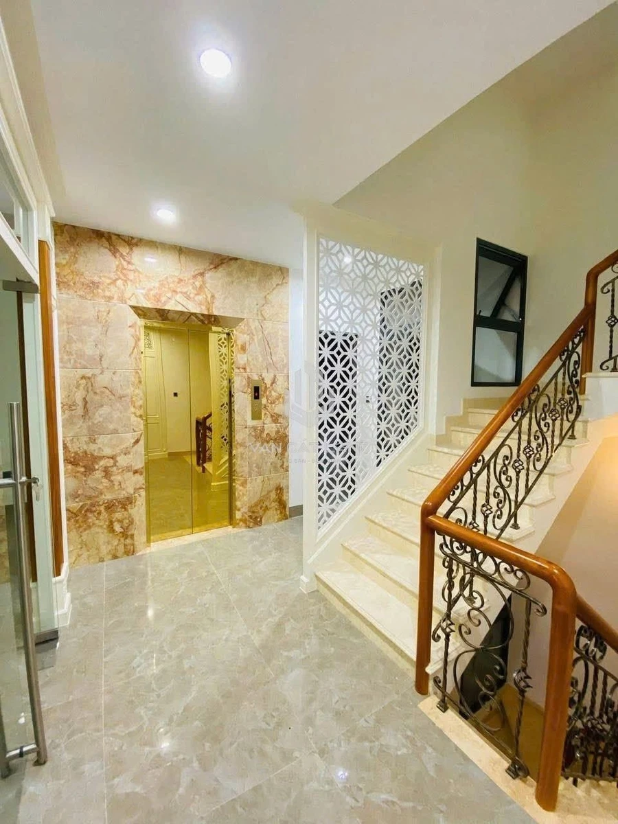 Bán tòa nhà 90m2 hầm trệt 4 lầu đường Trương Văn Bang, Phường 7, Vũng Tàu giá 22 tỷ - Ảnh 1