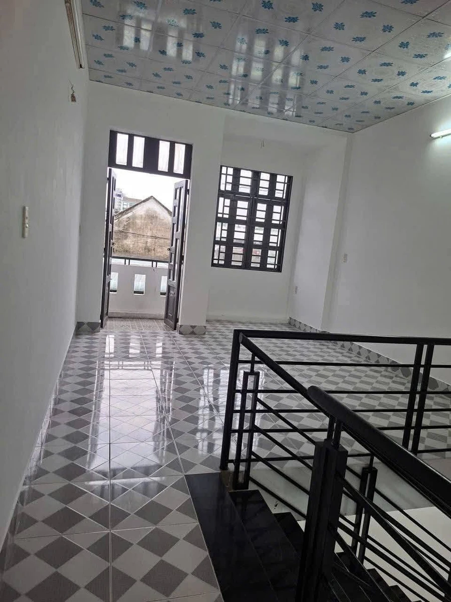 Bán nhà 1 trệt 1 lầu 52m2 2PN 2WC giá 1,48 tỷ gần chợ Tân Bình, Dĩ An, Bình Dương - Ảnh thu nhỏ 4