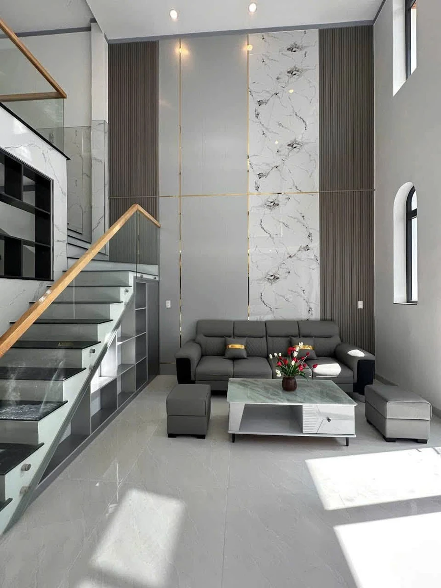 Bán nhà gác lửng 100m² trung tâm, 3 PN, 2 WC, 2 tỷ 680 triệu - Ảnh thu nhỏ 5