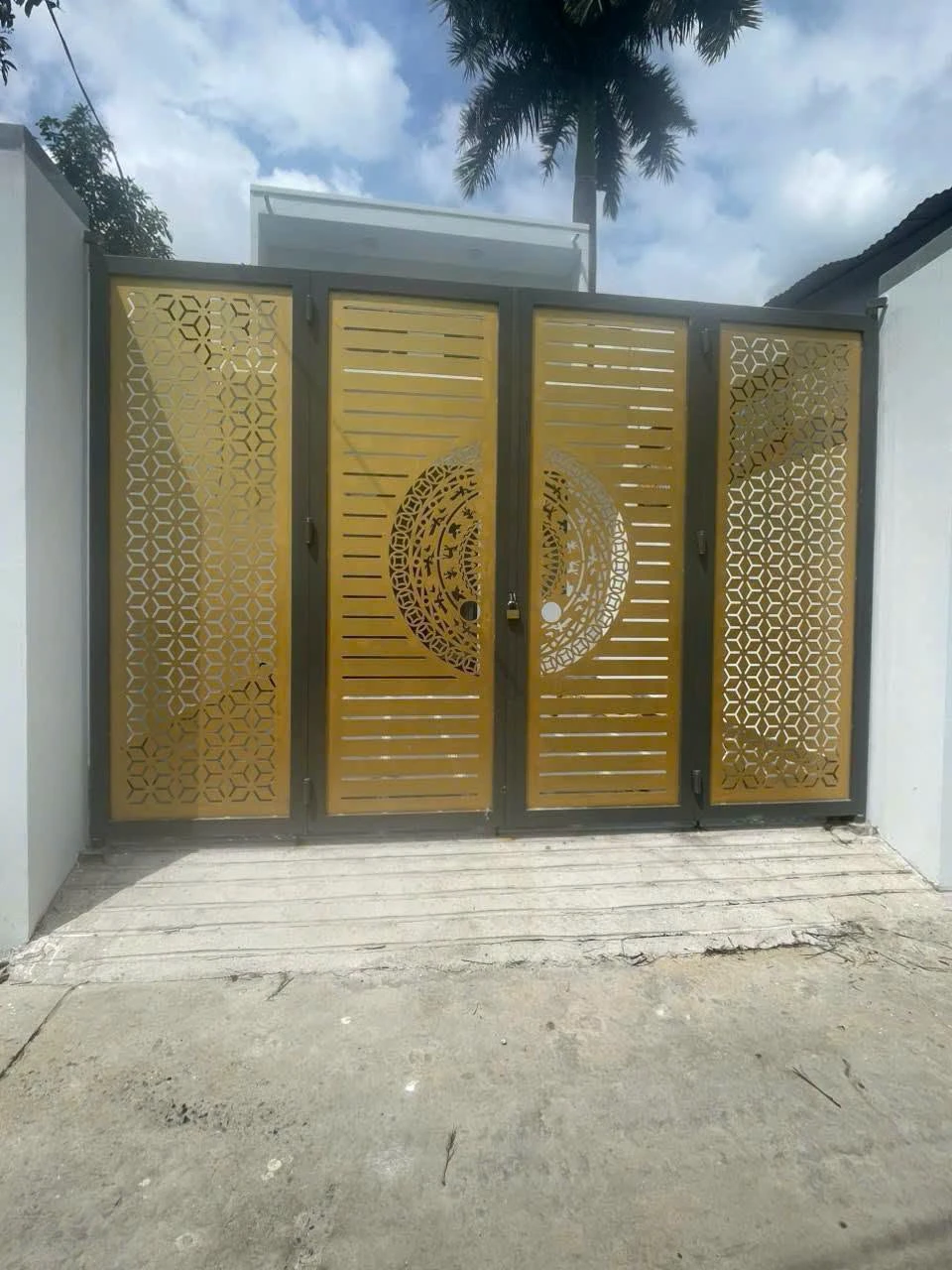Bán nhà 1 trệt 1 lầu 84m² gần BV Âu Cơ Bình Chánh - Ảnh 1