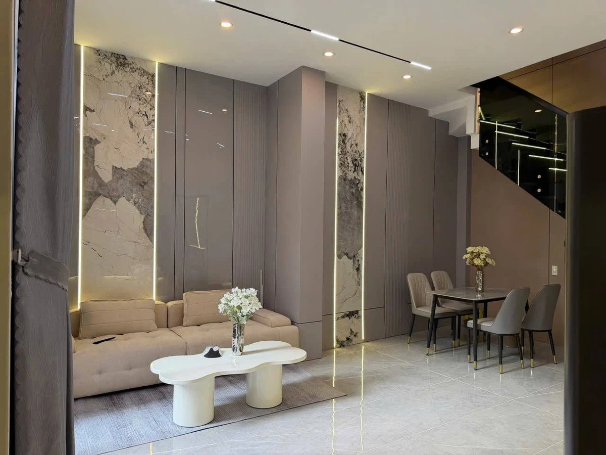 Bán nhà 3 tầng 4PN 50m2 Lê Duẩn Quận 1, 5 tỷ - Ảnh thu nhỏ 5