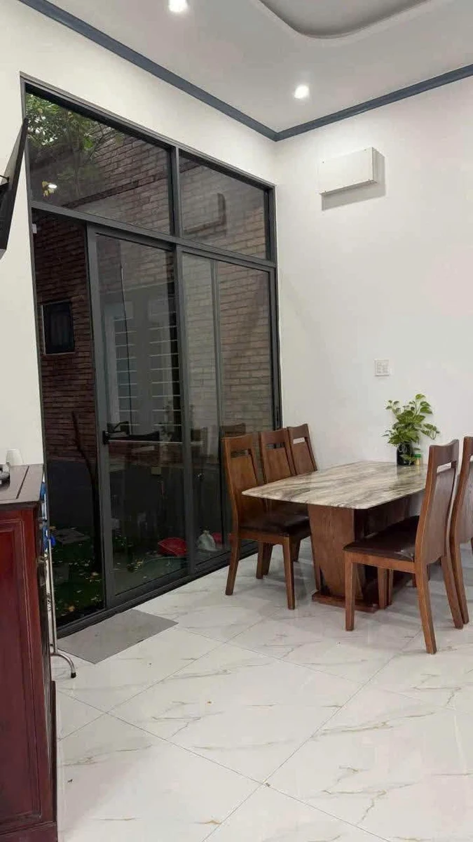 Cho thuê nhà nguyên căn 300m2 gần Ngã 3 Phú Tài Quy Nhơn - Ảnh thu nhỏ 2