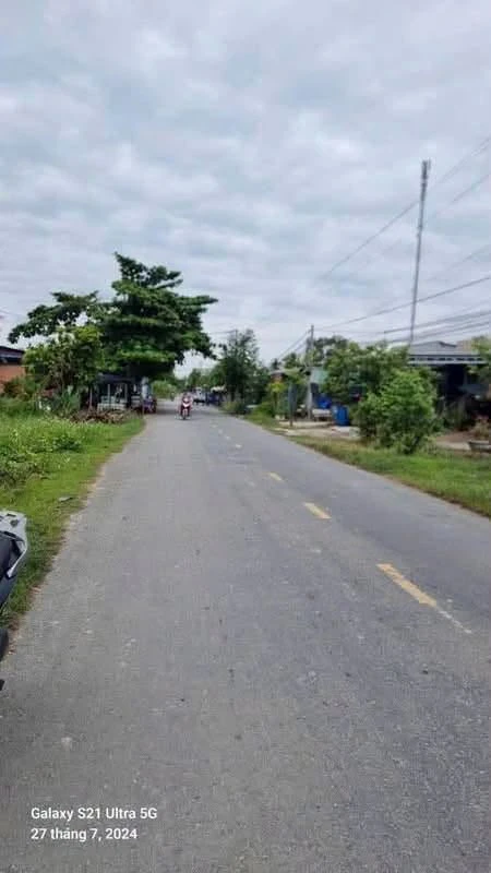 Bán lô đất mặt tiền Bầu Sen Long An 200m2 giá 2.3 tỷ - Ảnh thu nhỏ 2