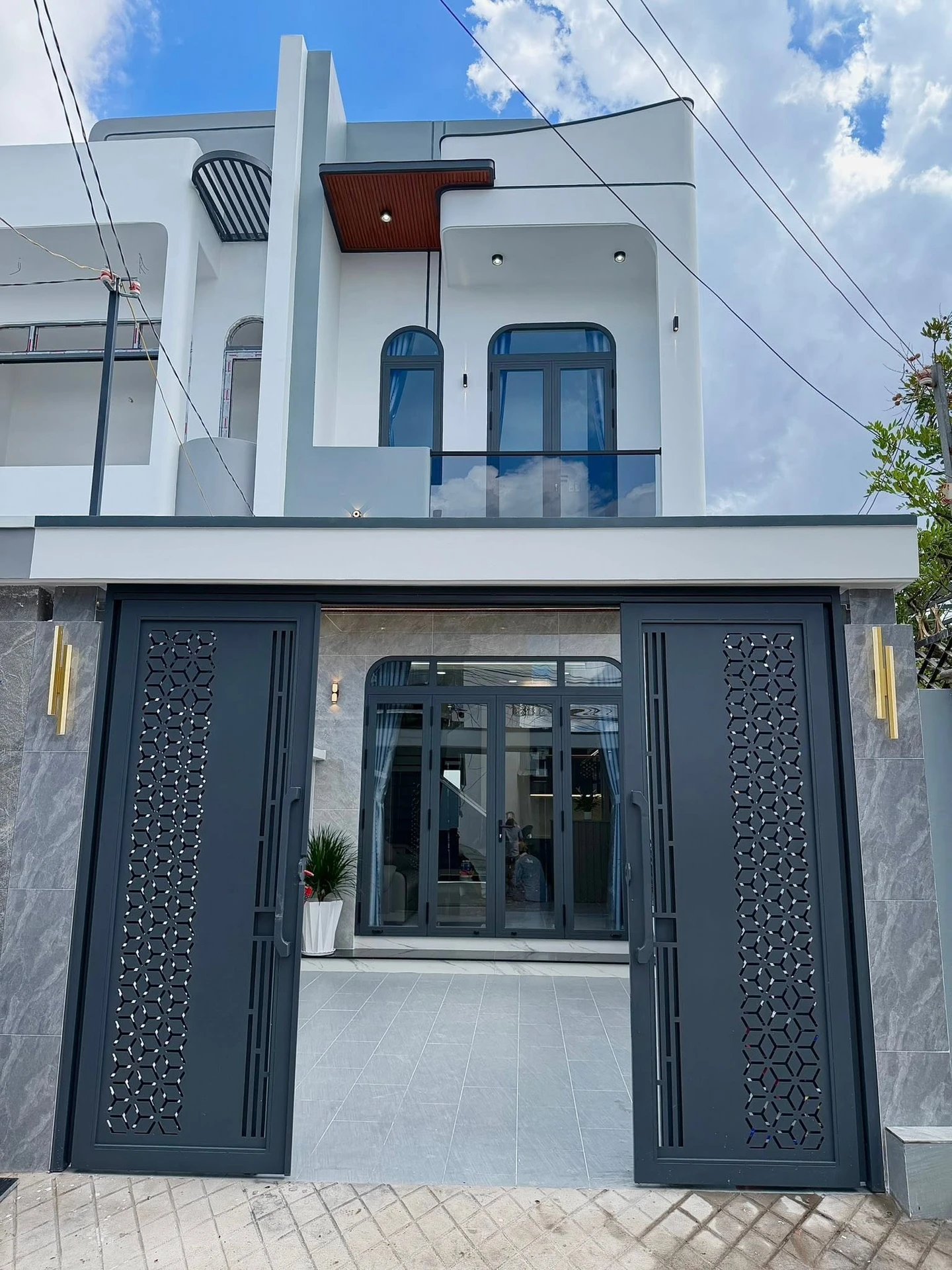 Bán nhà 3PN gần Đồng Khởi, 100m², 1 tỷ 750 - Ảnh 1