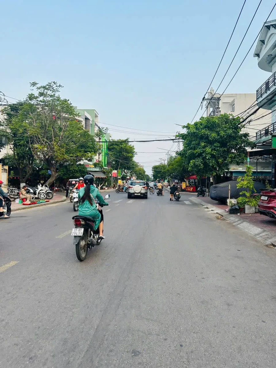 Bán nhà 2,5 mê mặt tiền 90m² Thành Thái, Quy Nhơn - Ảnh 1