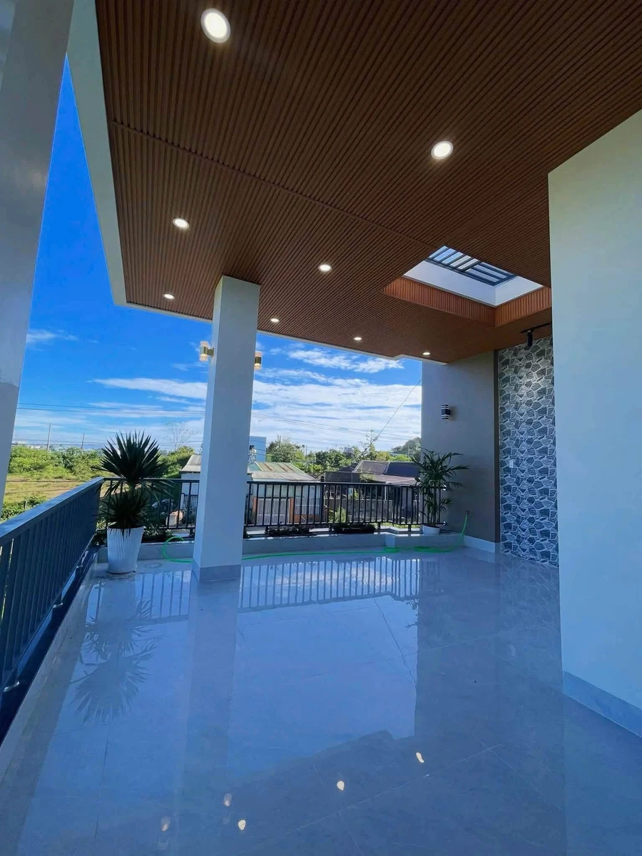 Bán nhà mặt tiền Lý Chính Thắng Pleiku, 217m², 4PN, 3.18 tỷ - Ảnh thu nhỏ 2