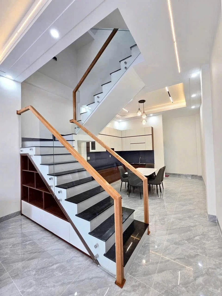 Bán nhà phố 1 trệt 2 lầu 72m² Biên Hoà, Đồng Nai 4,5 tỷ - Ảnh thu nhỏ 3
