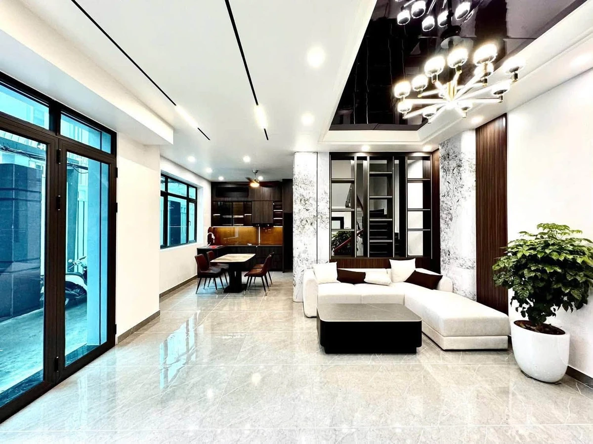 Bán nhà 4 tầng 60m² full nội thất Trần Nguyên Hãn Hải Phòng - Ảnh 1