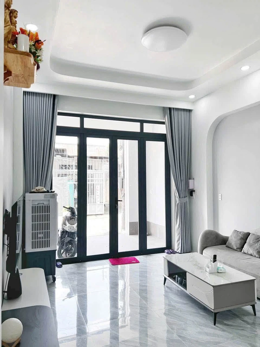 Bán nhà mặt tiền Bạch Mai, 72m², 3PN, Tân Hiệp 4.65 tỷ - Ảnh thu nhỏ 4