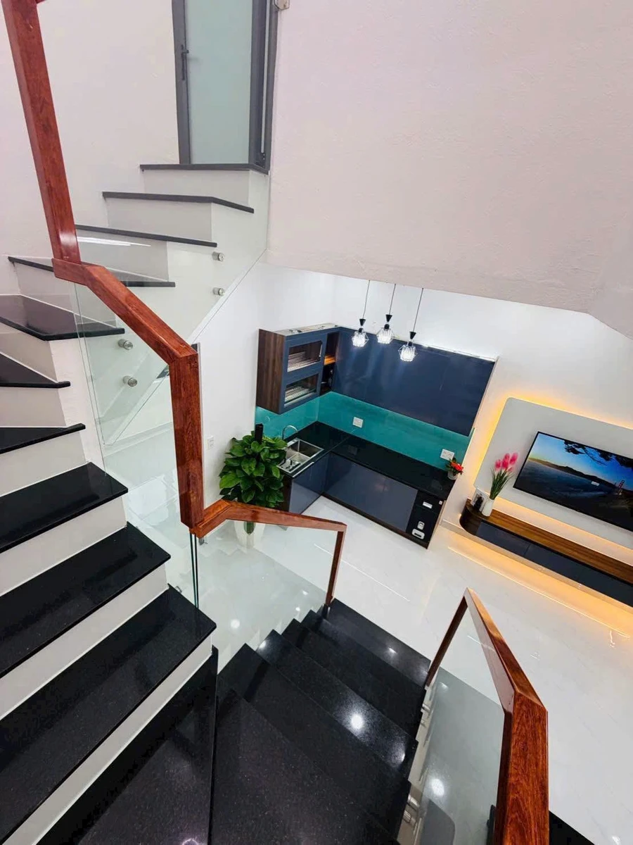 Bán nhà gần hồ Xuân Hương Đà Lạt 50m² 3PN 2 tỷ 280 - Ảnh thu nhỏ 2