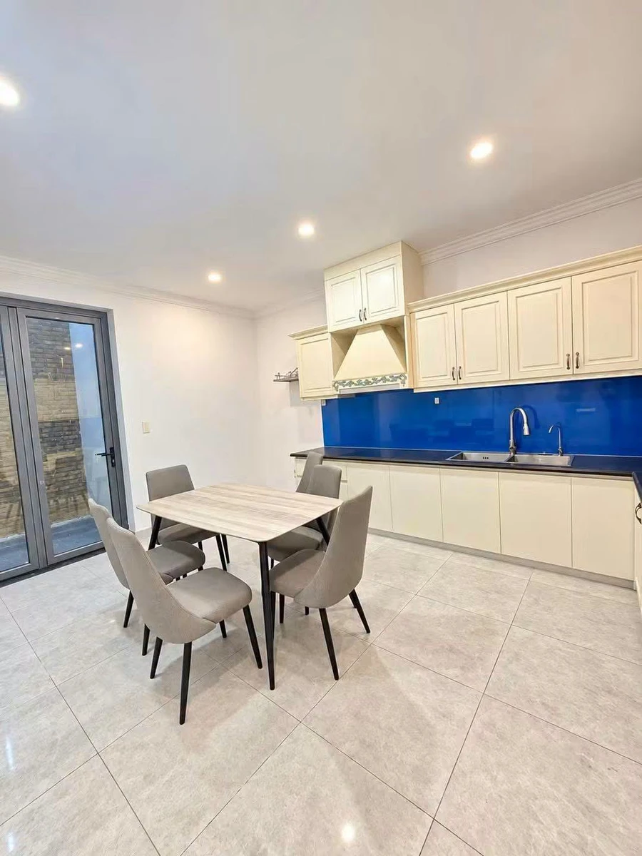 Bán nhà 5 phòng ngủ 78m² Quận 2 giá 9.8 tỷ - Ảnh thu nhỏ 3