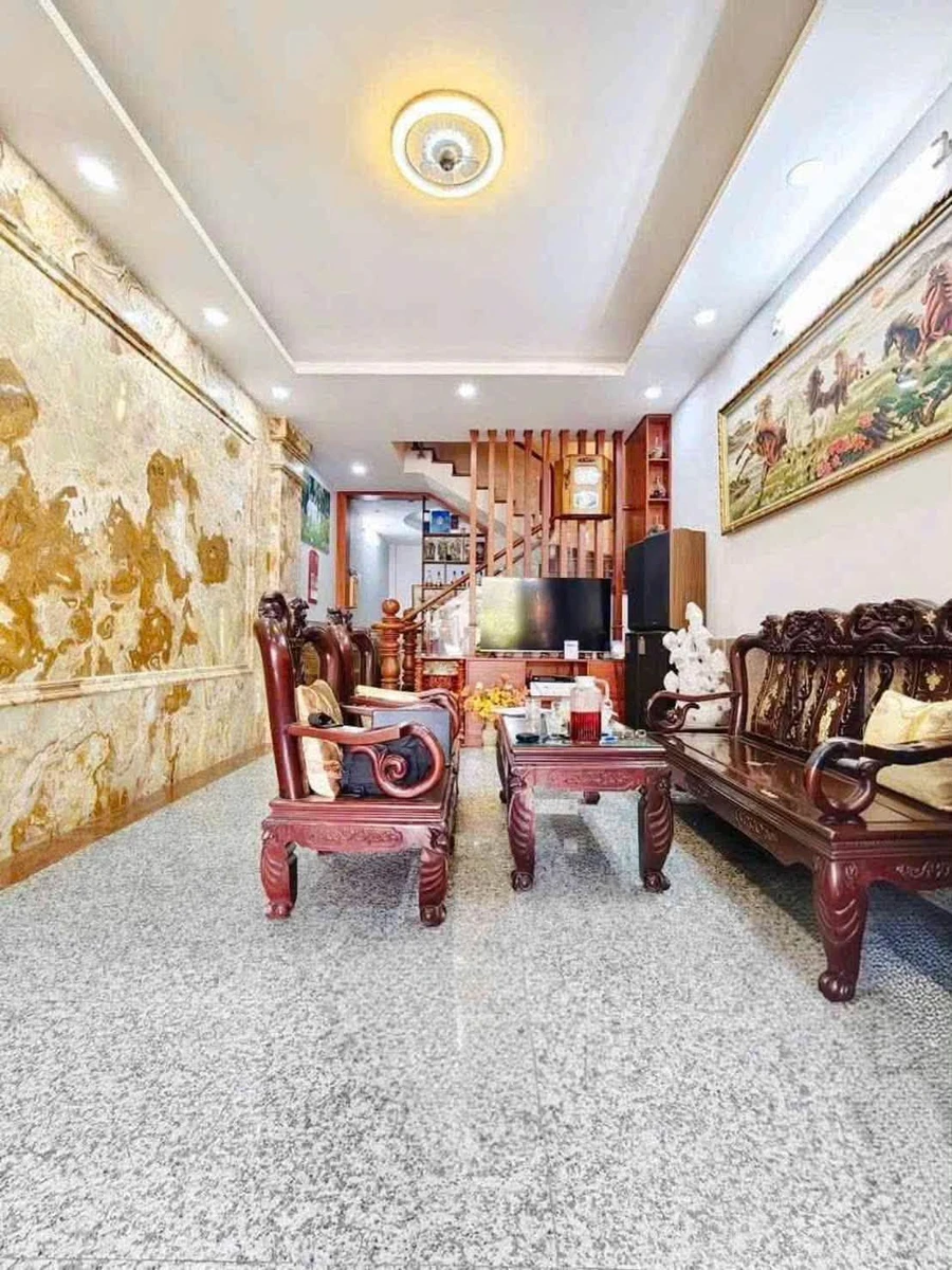 Bán nhà 74m² 4PN 5WC Tân Phú, giáp Tân Bình 12 tỉ - Ảnh thu nhỏ 3