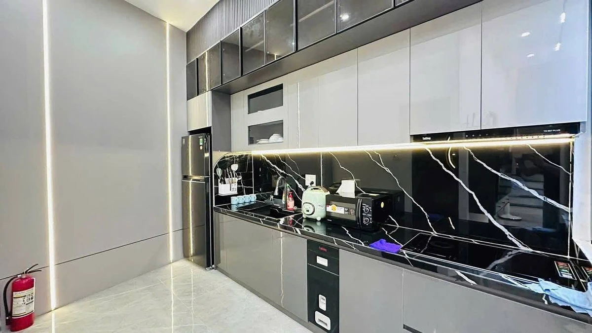 Bán nhà 3 tầng 4PN 50m2 Lê Duẩn Quận 1, 5 tỷ - Ảnh thu nhỏ 3