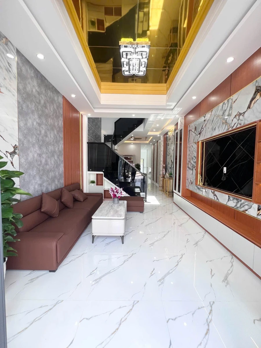 Bán nhà 1 lầu 1 trệt mặt tiền 136m² tại Cần Giuộc, Long An - Ảnh thu nhỏ 3