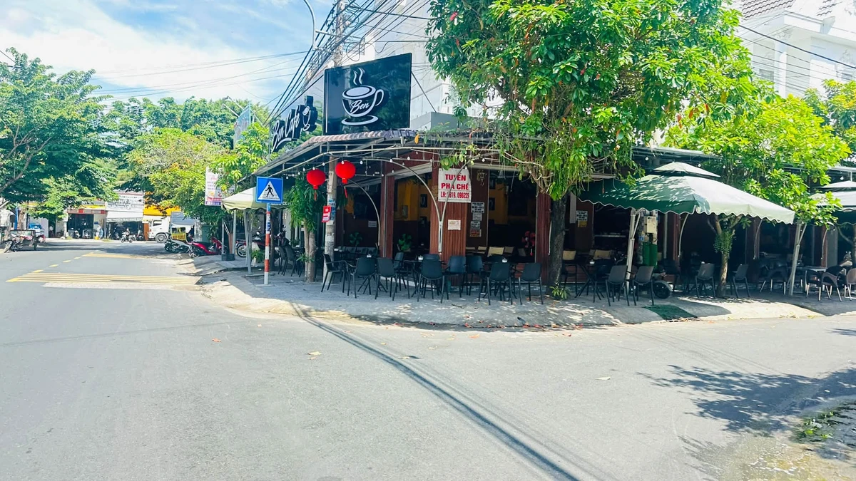 Bán lô góc mặt tiền Huỳnh Thúc Kháng Quận 1, 142.8m² - Ảnh 1