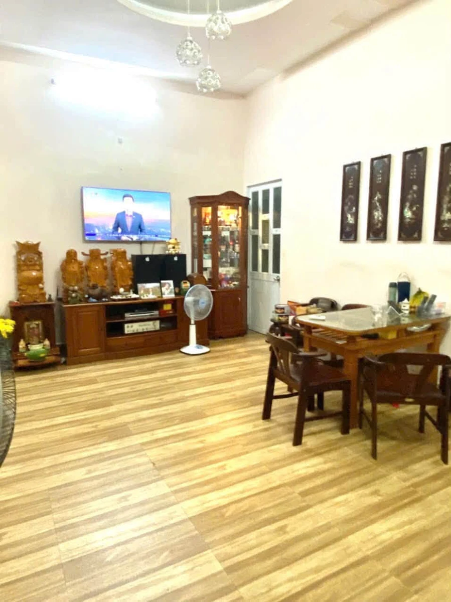 Bán nhà cấp 4 hẻm 130 Cô Giang, 82m2, 4,5 tỷ, Phường 4, Vũng Tàu - Ảnh thu nhỏ 3
