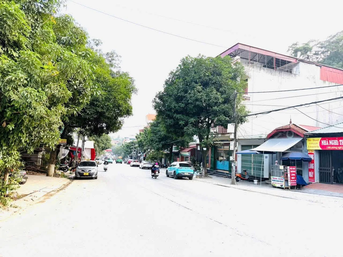 Bán nhà 3 phòng ngủ 68m2 đường Lê Văn Hưu Quận 7 - Ảnh thu nhỏ 2
