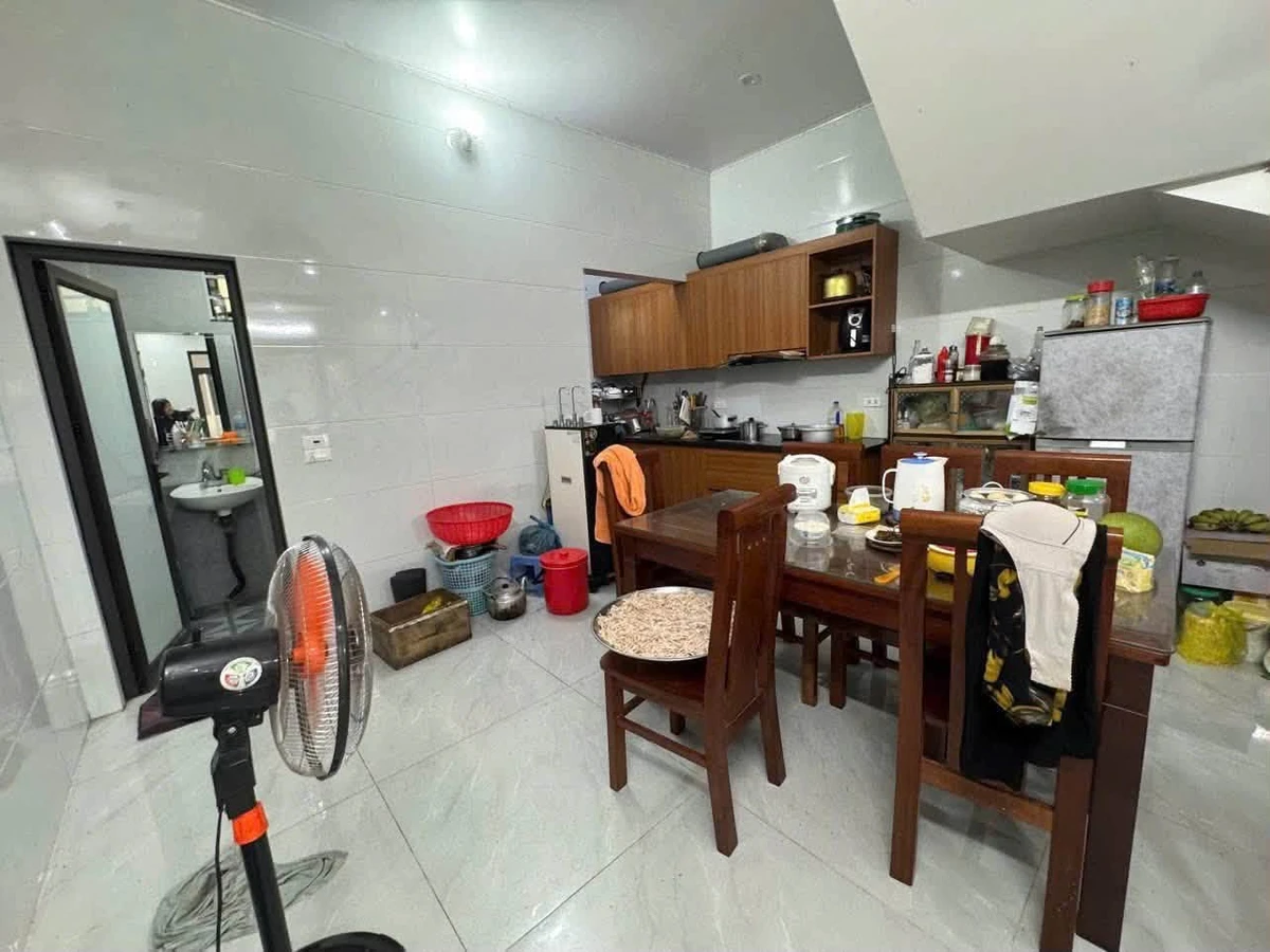Bán nhà 2.5 tầng Trường Thị 80m2, 5 tỷ - Ảnh thu nhỏ 4