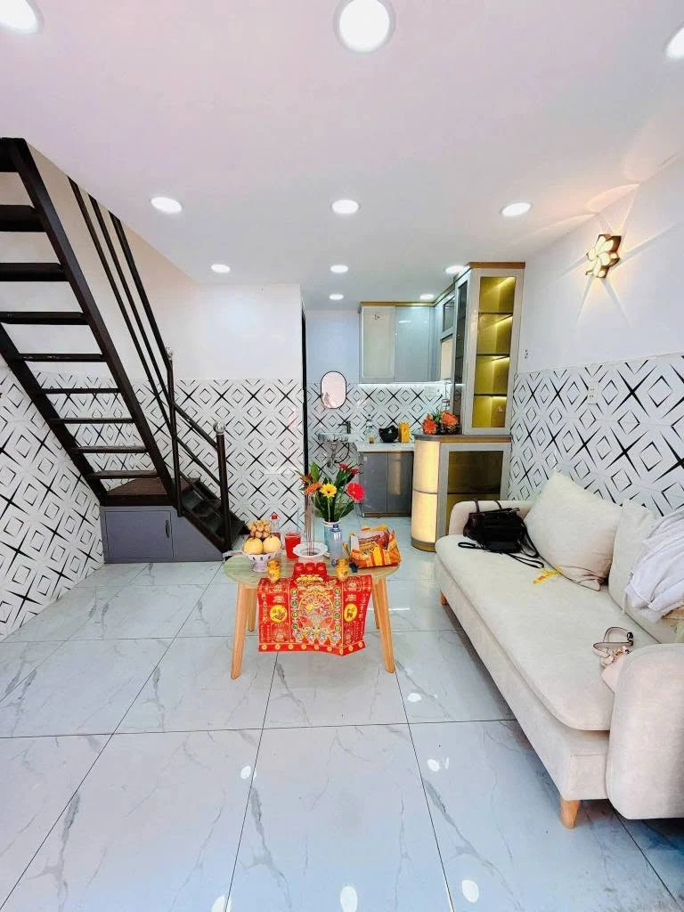 Bán nhà 2 lầu 2PN 3WC mặt tiền Tân Hòa Đông Quận 6 - Ảnh thu nhỏ 3