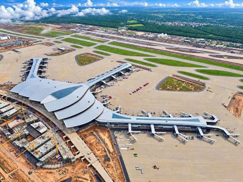 Bán nhà máy may mặc 11.000m2 ngay sân bay Long Thành, 70 tỷ
