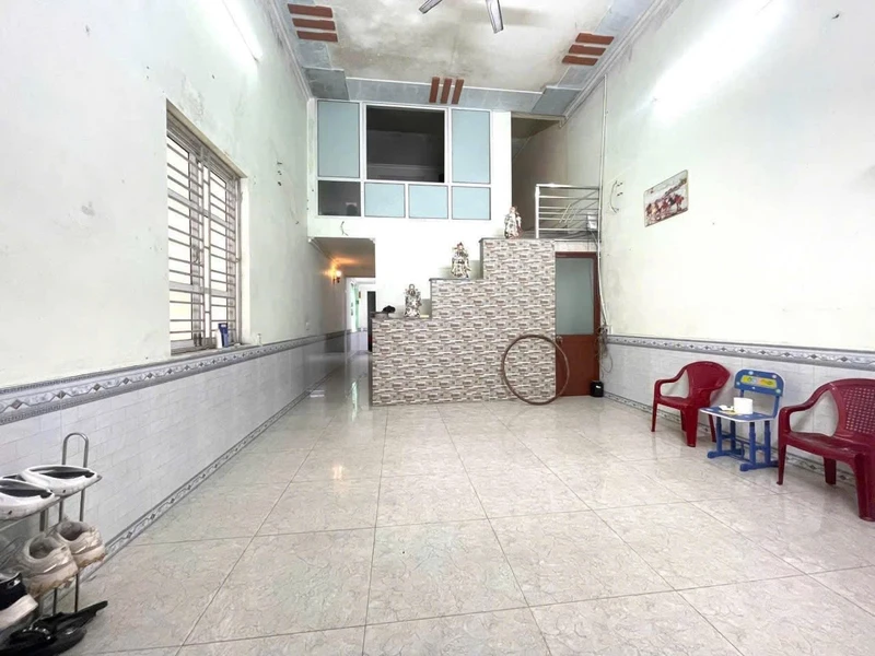 Cho thuê nhà 2 tầng 3PN, 120m² Quỳnh Cư, Hồng Bàng
