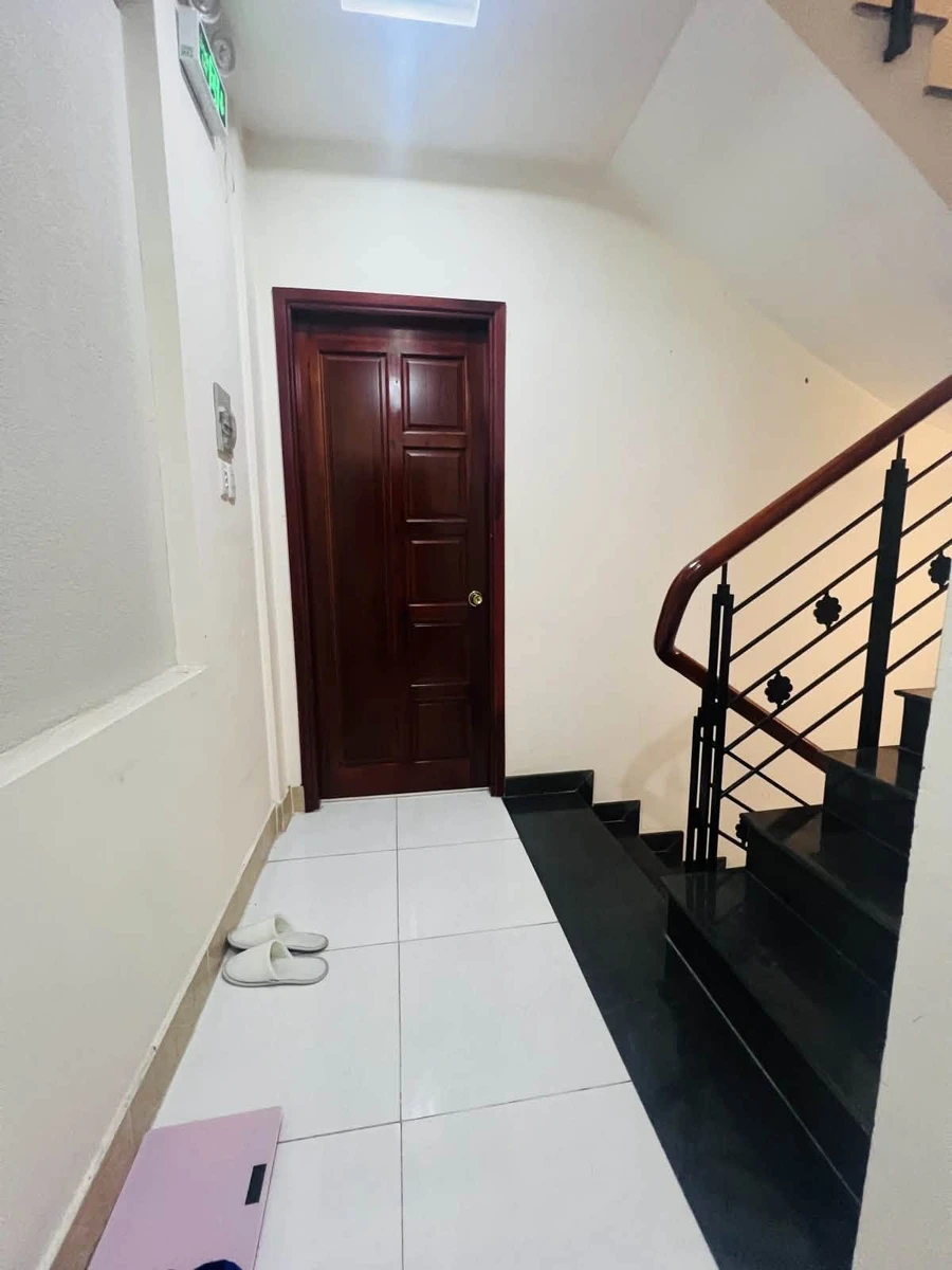 Bán nhà 4 tầng + sân thượng 42m² hẻm Phan Xích Long, Phú Nhuận, 5PN 4WC giá 8 tỷ - Ảnh thu nhỏ 4