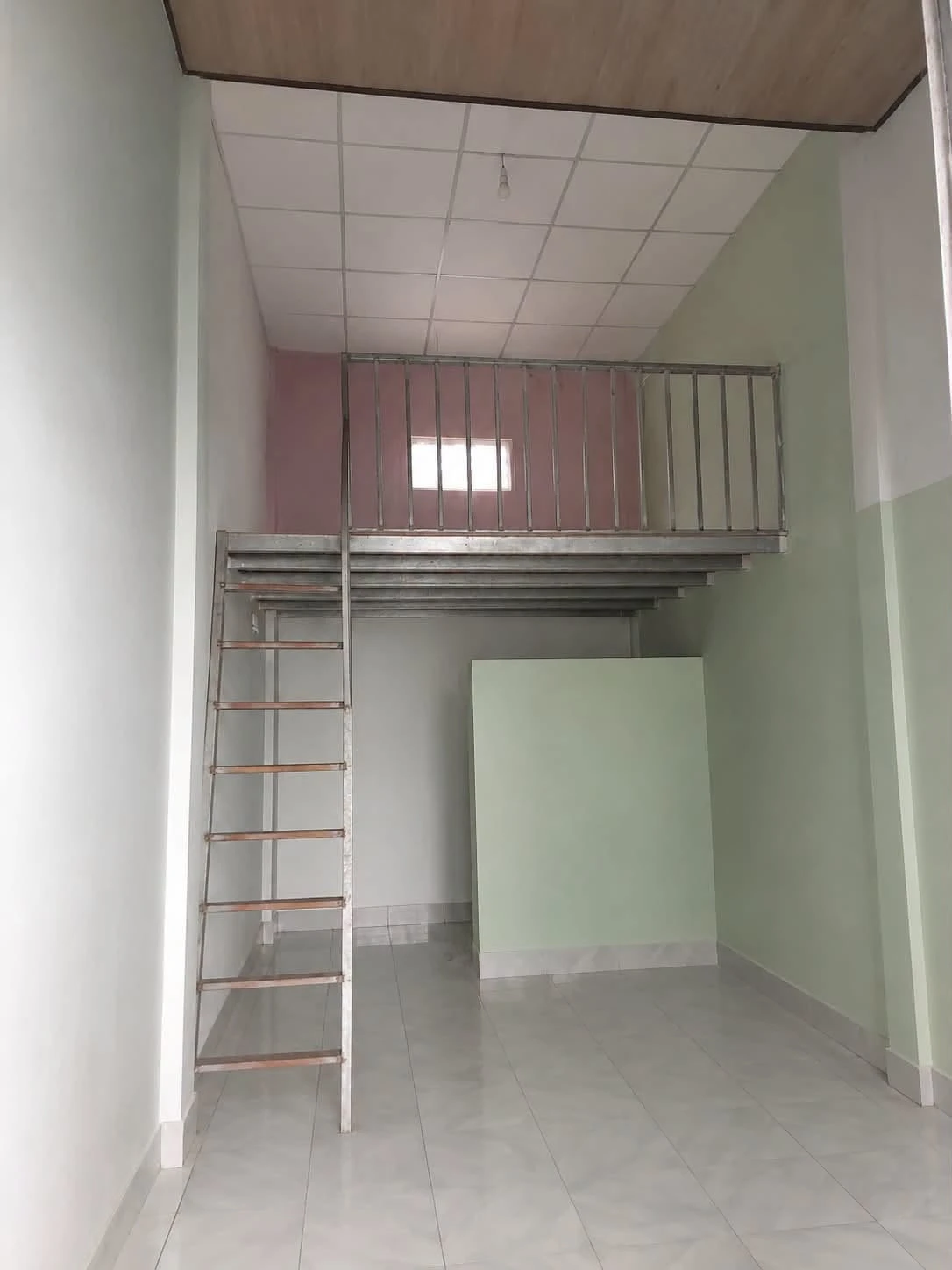 Bán nhà hẻm 7 phòng trọ 176m² Đông Đa Quận 1 - Ảnh 1