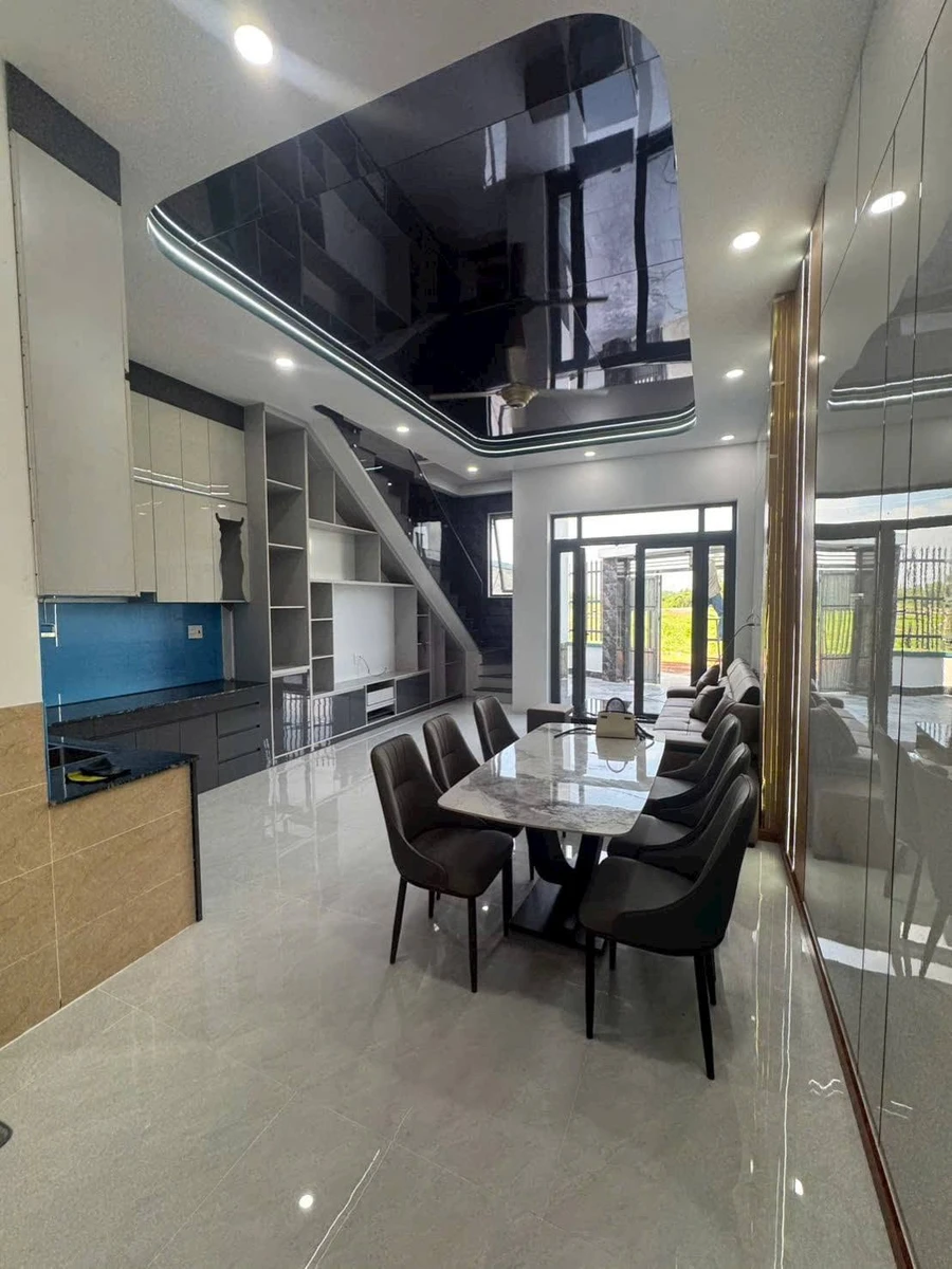 Bán nhà 162m² 4 phòng ngủ Thái Hòa, Hóc Môn - Ảnh thu nhỏ 5