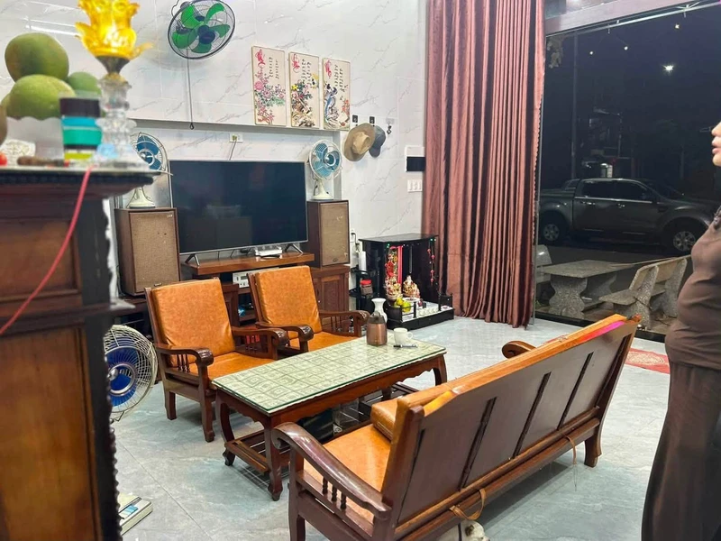 Bán nhà 2PN Quảng Ngãi 80m2 giá 2,25 tỷ