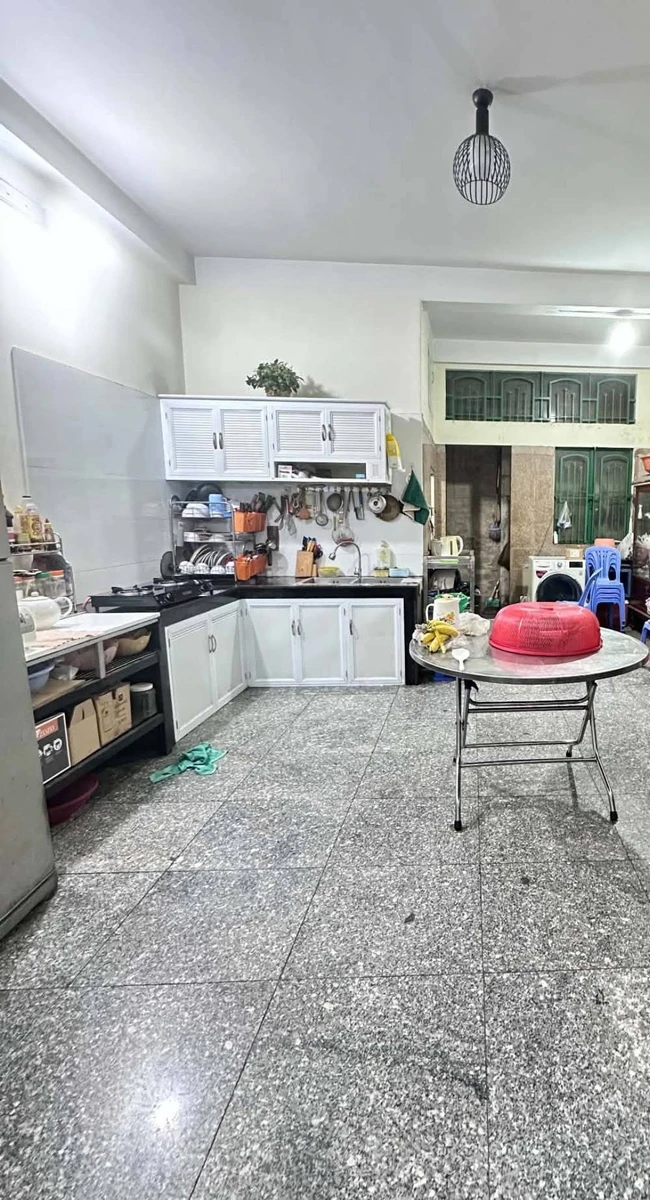 Bán nhà 3 tầng hẻm nhựa 10m 83m² 4PN gần Cityland Gò Vấp, giá 14 tỷ - Ảnh thu nhỏ 4