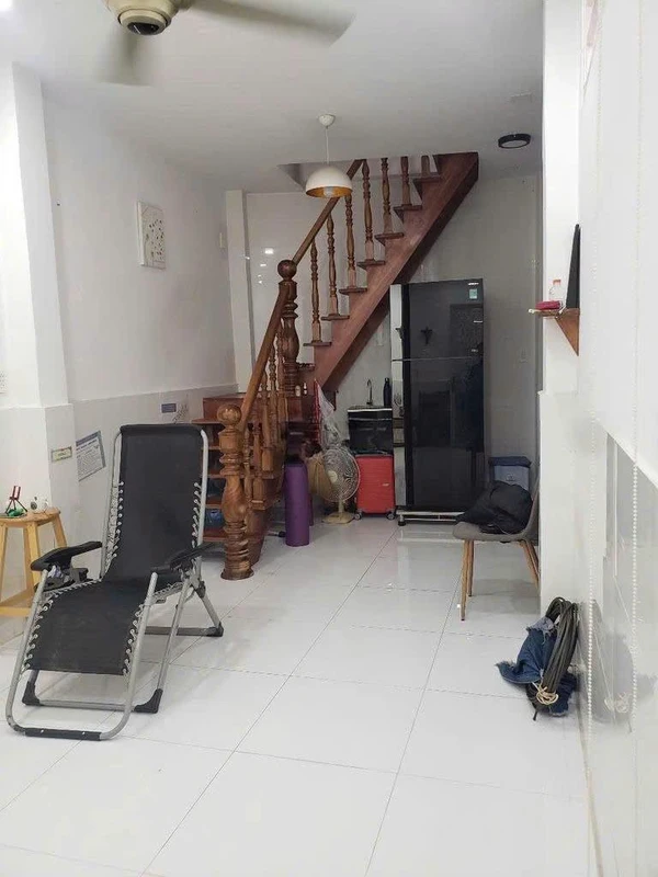 Cho thuê nhà 2PN 27m² Nguyễn Phi Khanh, Quận 1 - 11 triệu/tháng