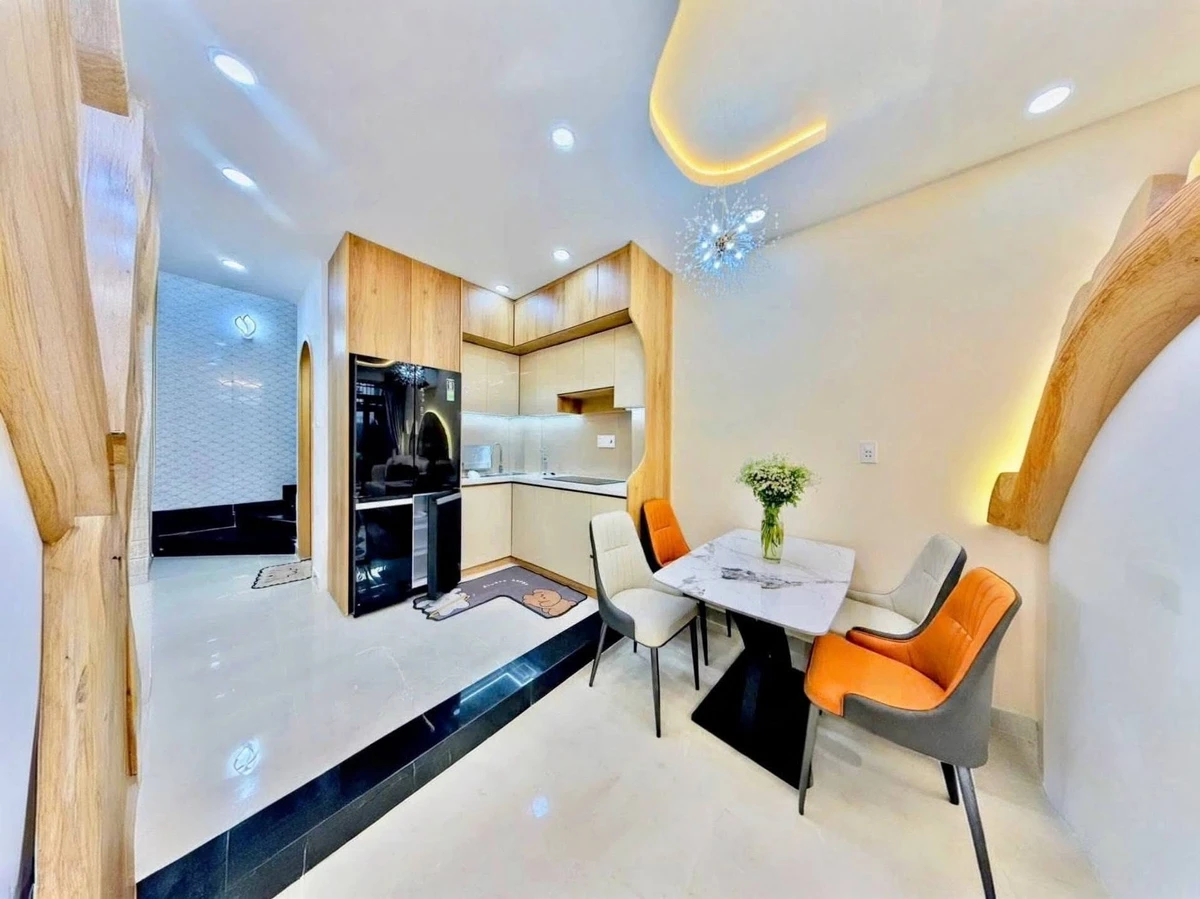 Bán nhà 4PN 50m² mặt phố Trần Quang Khải 4,85 tỷ - Ảnh thu nhỏ 3