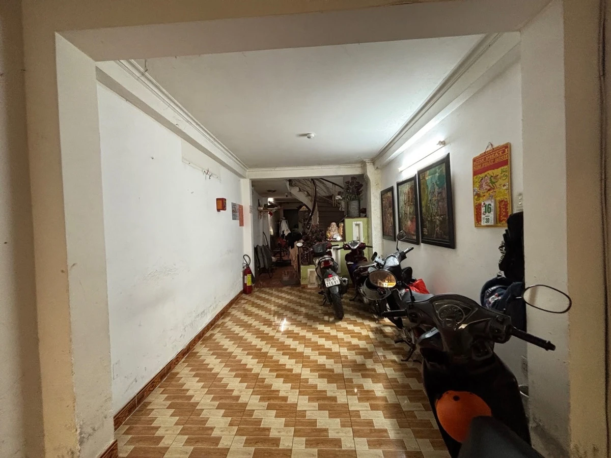 Bán nhà 5 tầng 72m² Lê Văn Sỹ, Quận 3, giá 8 tỷ - Ảnh thu nhỏ 3