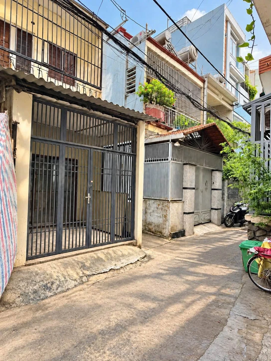 Bán nhà lô góc 48m2, 1 trệt 1 lầu, gần hẻm xe hơi, sát Nguyễn Văn Trỗi, Phú Nhuận - Ảnh 1
