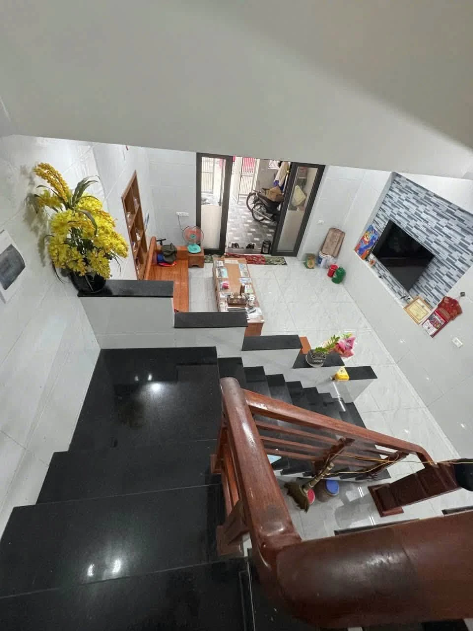 Bán nhà 2.5 tầng Trường Thị 80m2, 5 tỷ - Ảnh 1