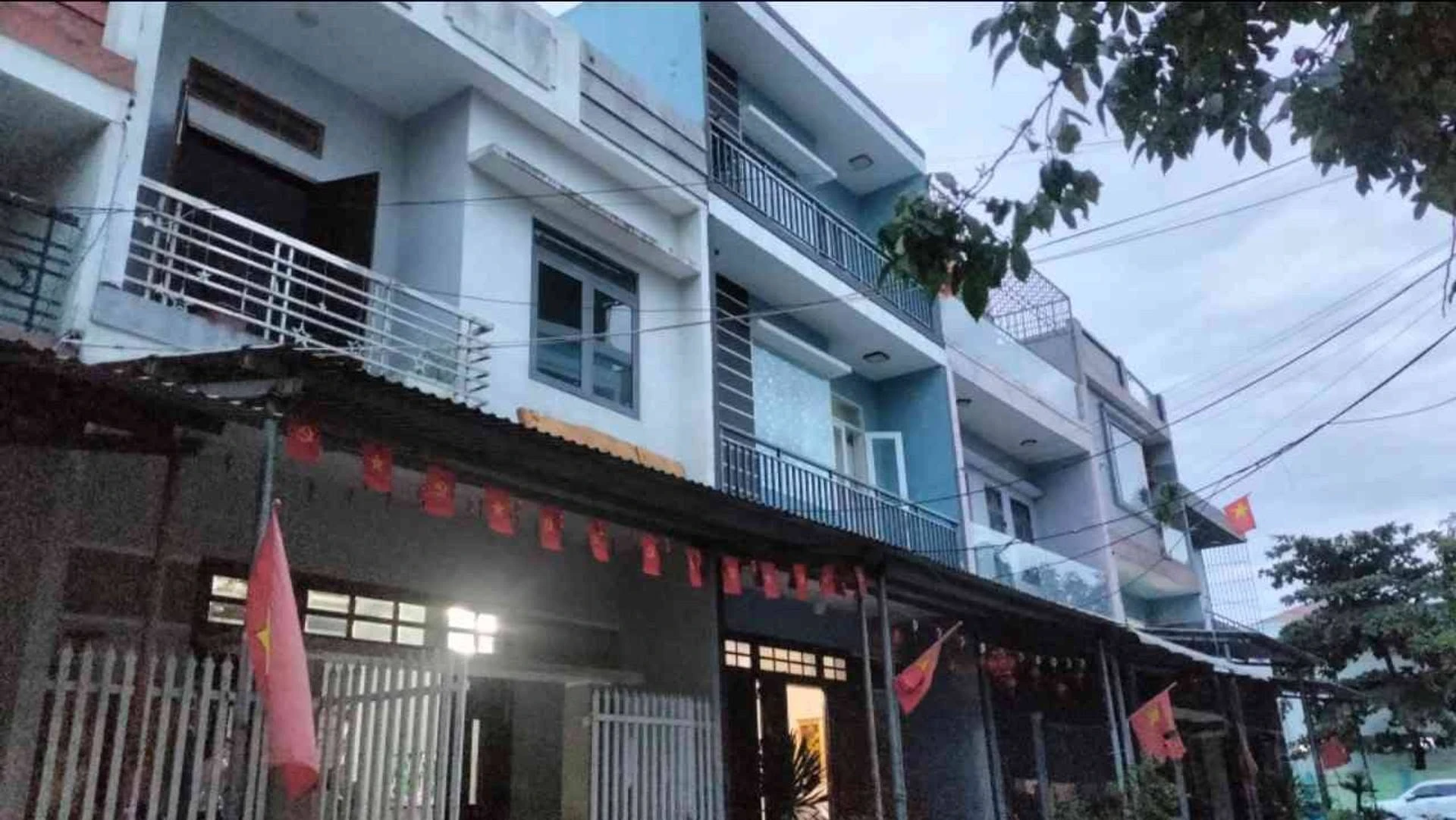 Bán nhà 3 tầng 75m² sát biển Nam Ô, Xuân Thiều, Liên Chiểu, Đà Nẵng giá hơn 4 tỷ - Ảnh 1