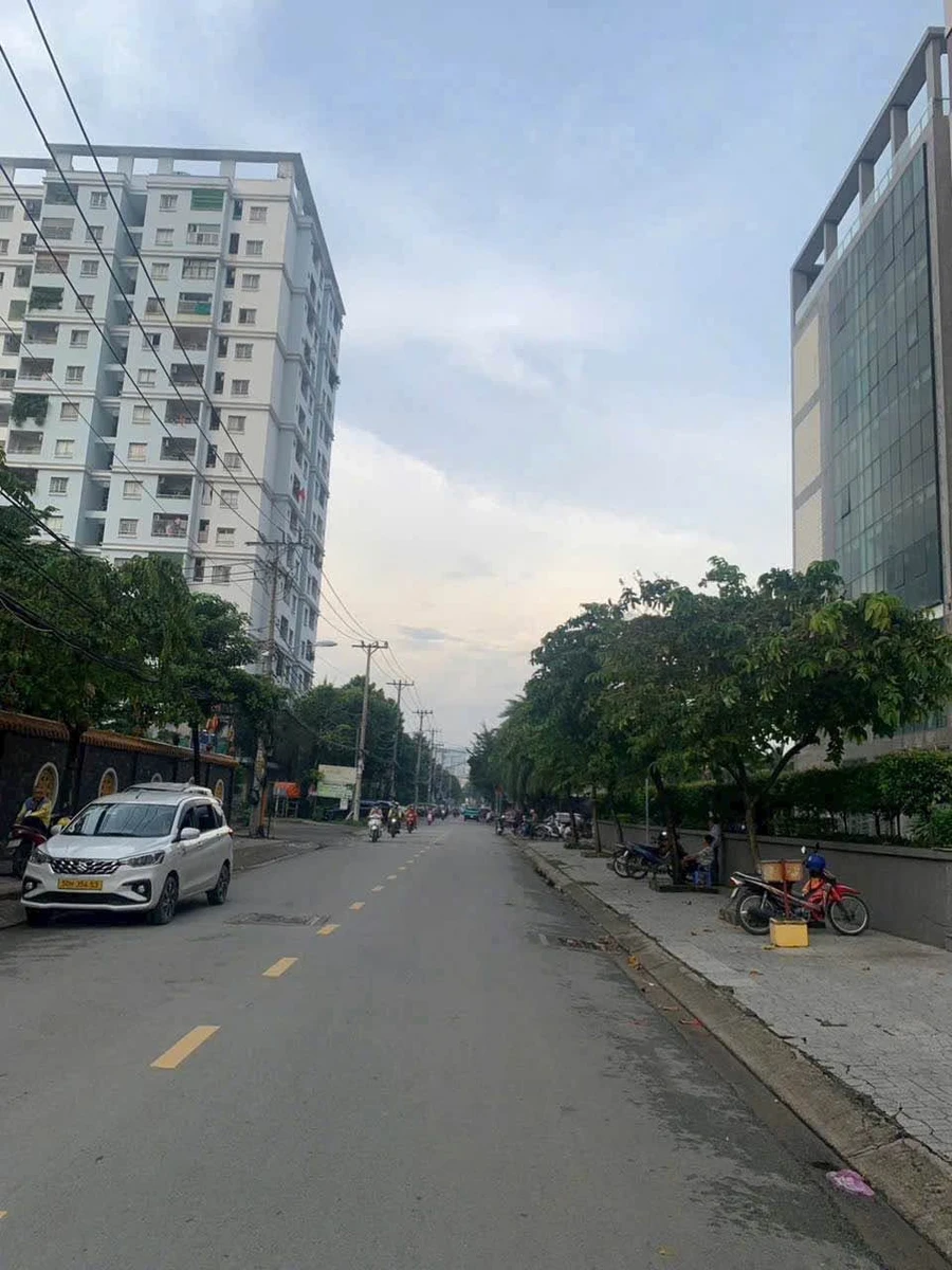 Bán nhà phố 4 tầng 90m2 (5x18) đường Cây Keo, Tam Phú, Thủ Đức giá 11,5 tỷ - Ảnh thu nhỏ 2
