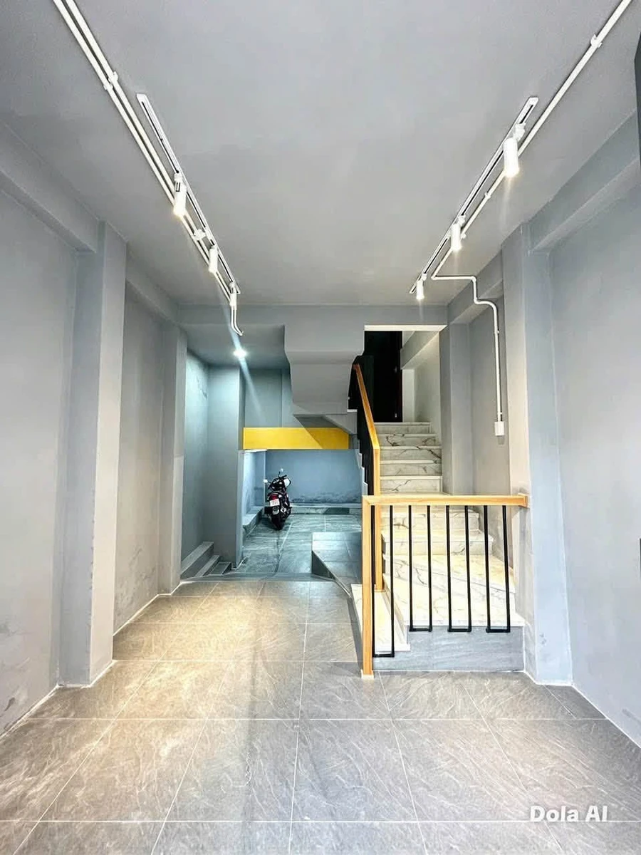 Bán nhà 4 tầng 35m² khu phố Hàn, Nha Trang, 7.3 tỷ - Ảnh thu nhỏ 2