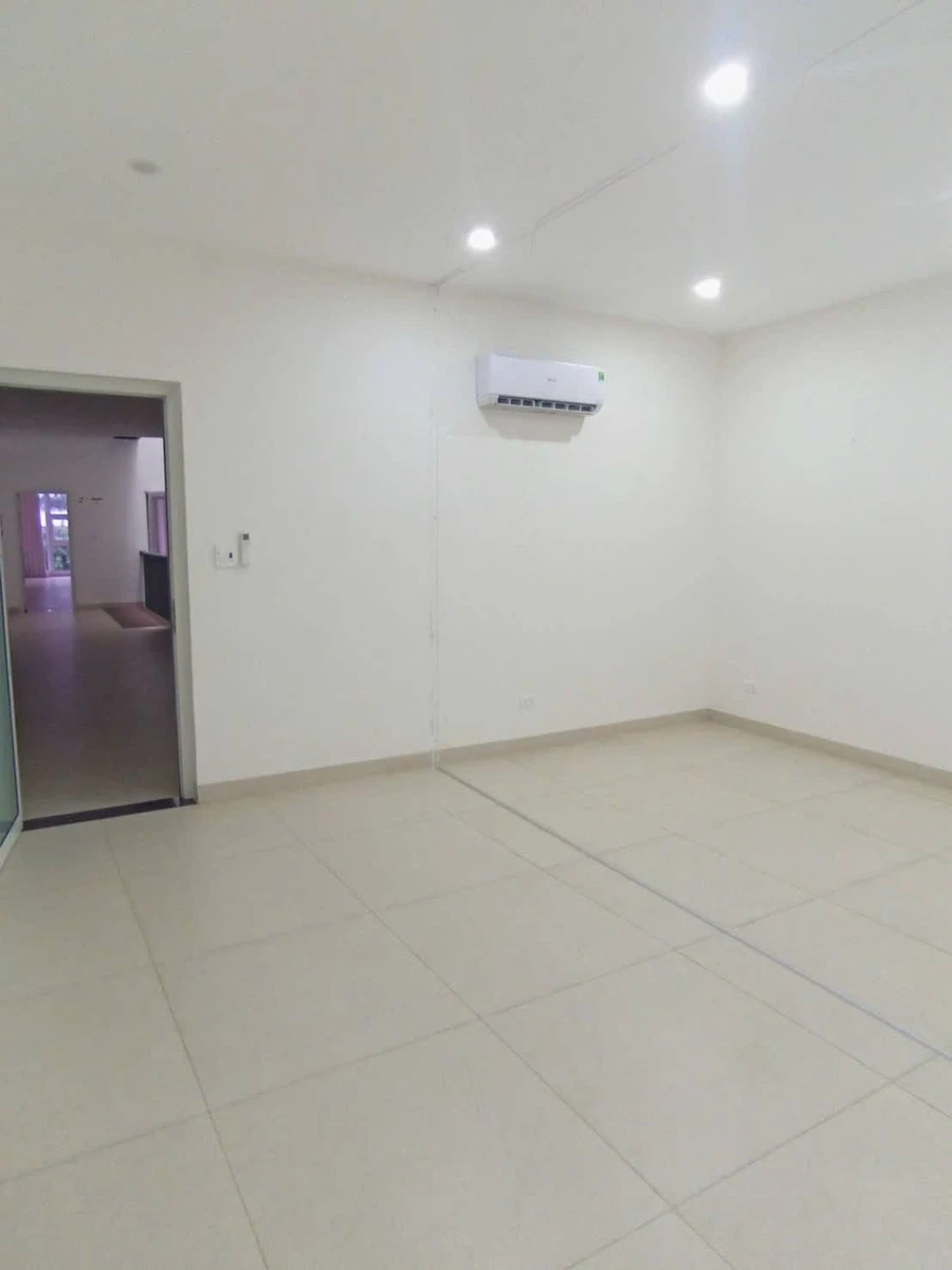 Cho thuê mặt bằng 160m² đường Lê Lợi, Quy Nhơn 15tr/tháng - Ảnh thu nhỏ 4