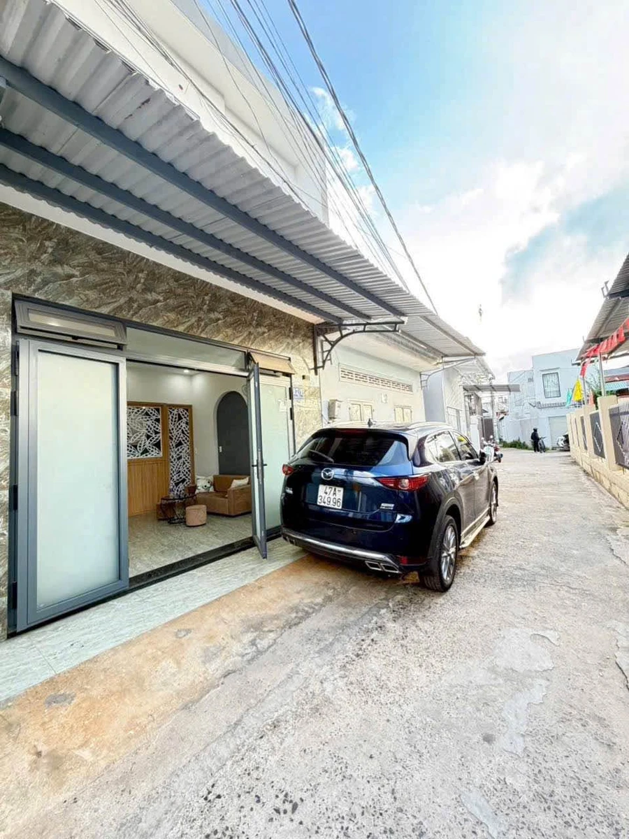 Bán nhà 1 mê 3 phòng ngủ 5,2x9m hẻm ô tô Nguyễn Viết Xuân, Buôn Ma Thuột - Ảnh thu nhỏ 2