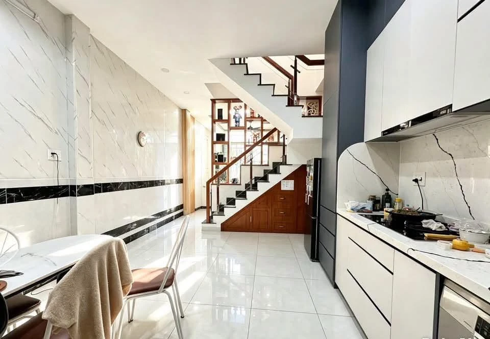 Bán nhà 2 tầng 55m2, 2 phòng ngủ, ô tô tới cửa, đường Quang Trung, Phường 8, Gò Vấp - Ảnh thu nhỏ 2