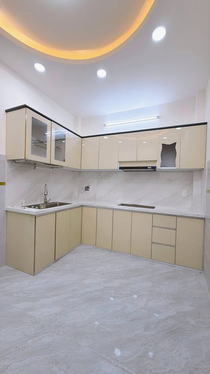 Bán nhà mặt tiền đường số Quận 4, 39.1m2, trệt 2 lầu sân thượng, 4PN, giá 12,35 tỷ - Ảnh thu nhỏ 2